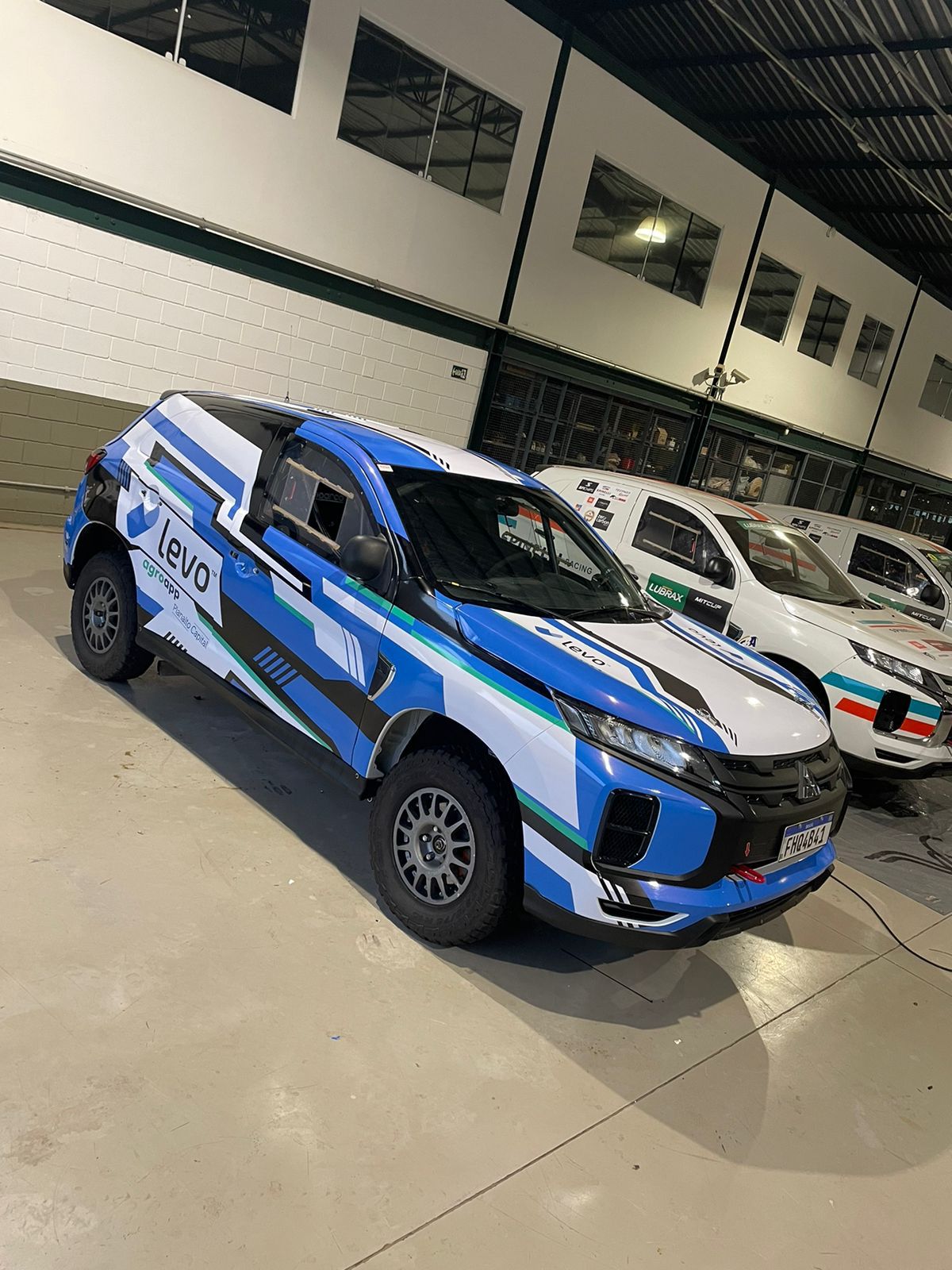 Mitsubishi Outlander R 2014