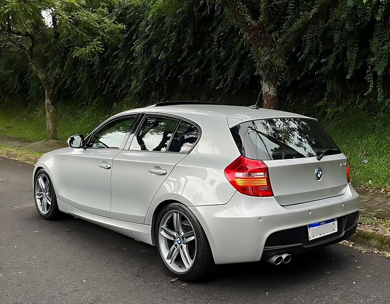 BMW 130 ano 2011