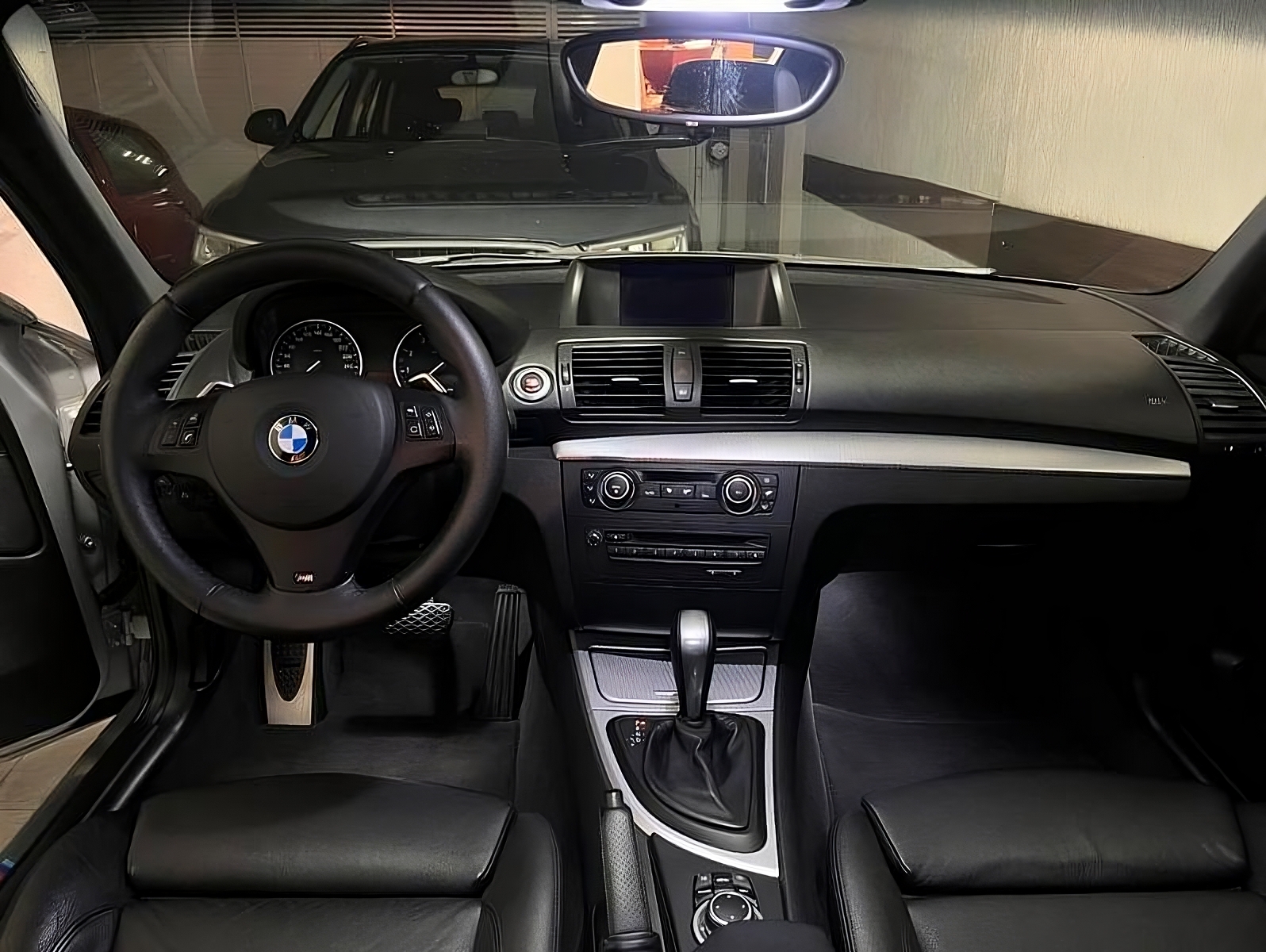 BMW 130 ano 2011