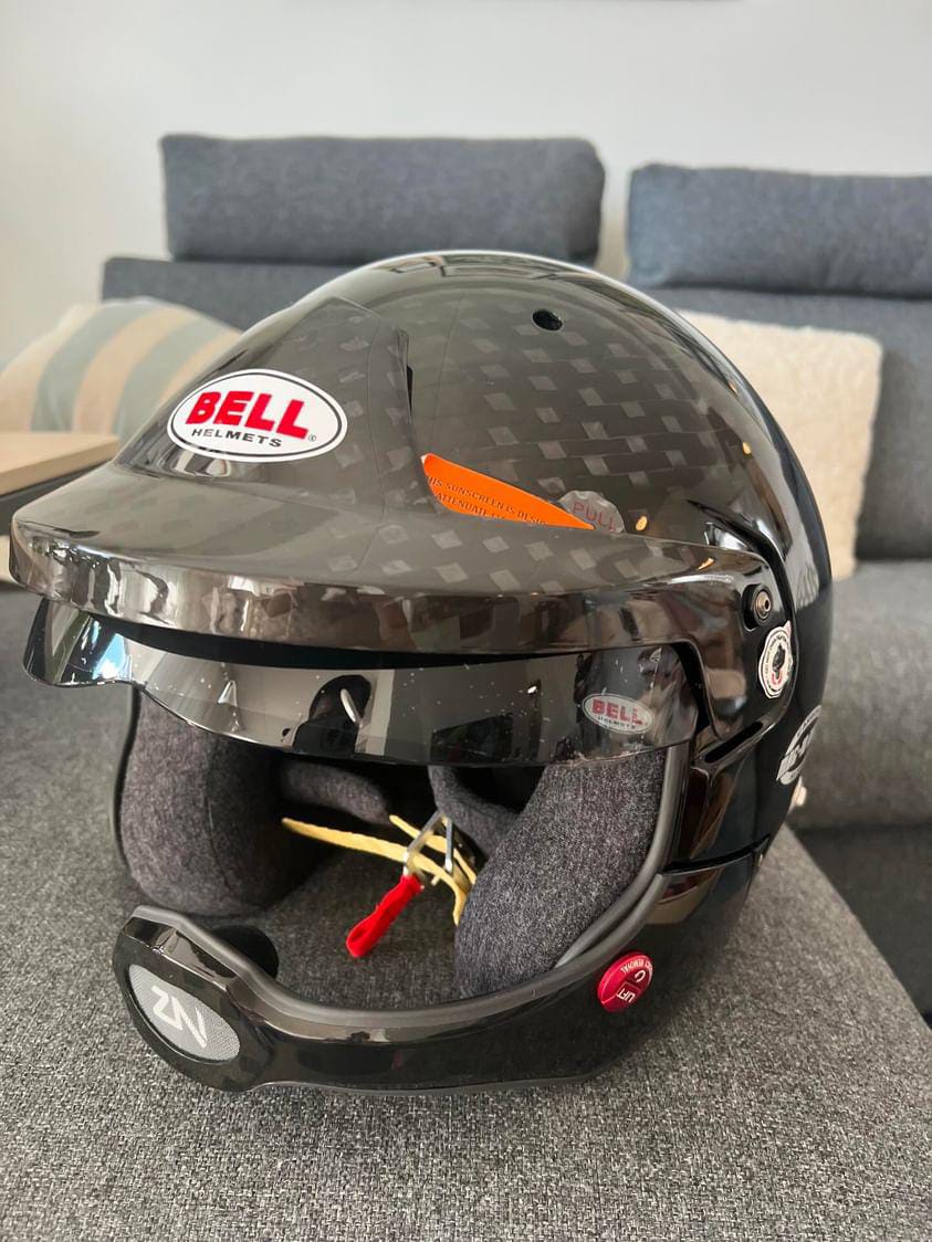 Capacete Bell Mag-10 Carbon