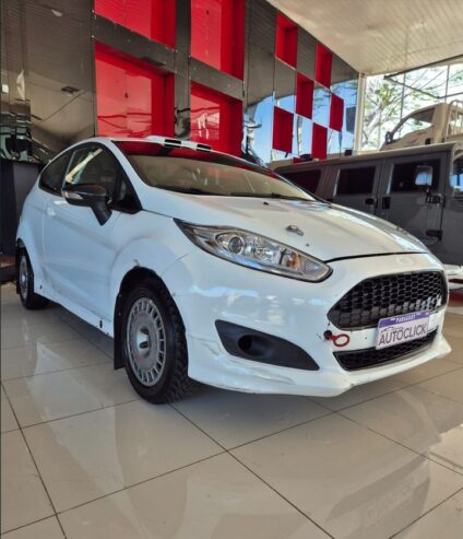 FORD FIESTA R2 2015