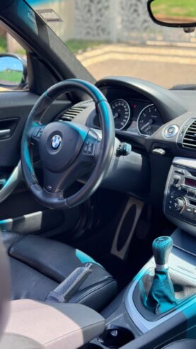 Rara BMW 130i MANUAL