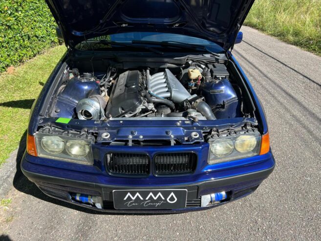 BMW 323i Touring Turbo