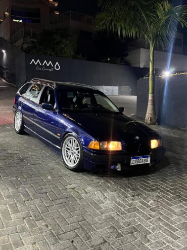 BMW 323i Touring Turbo