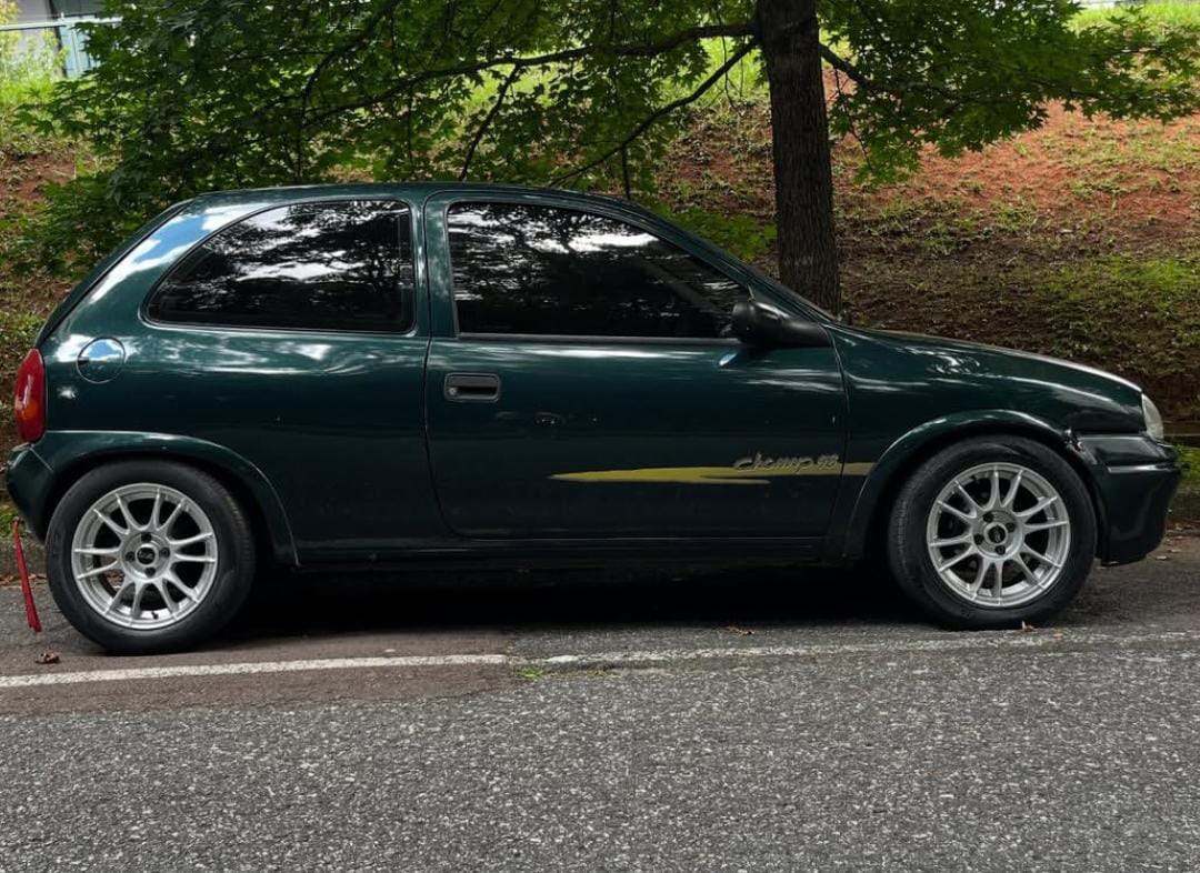 Corsa Champ 1998 2.0 8V MPFI