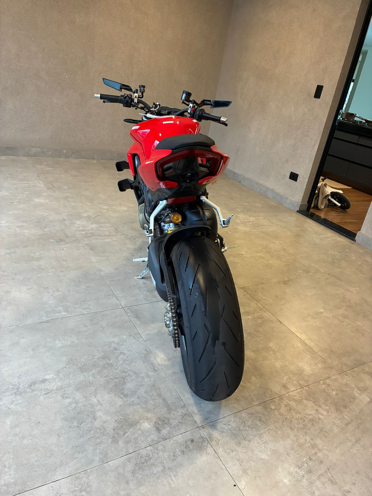 DUCATI STREETFIGHTER V4S