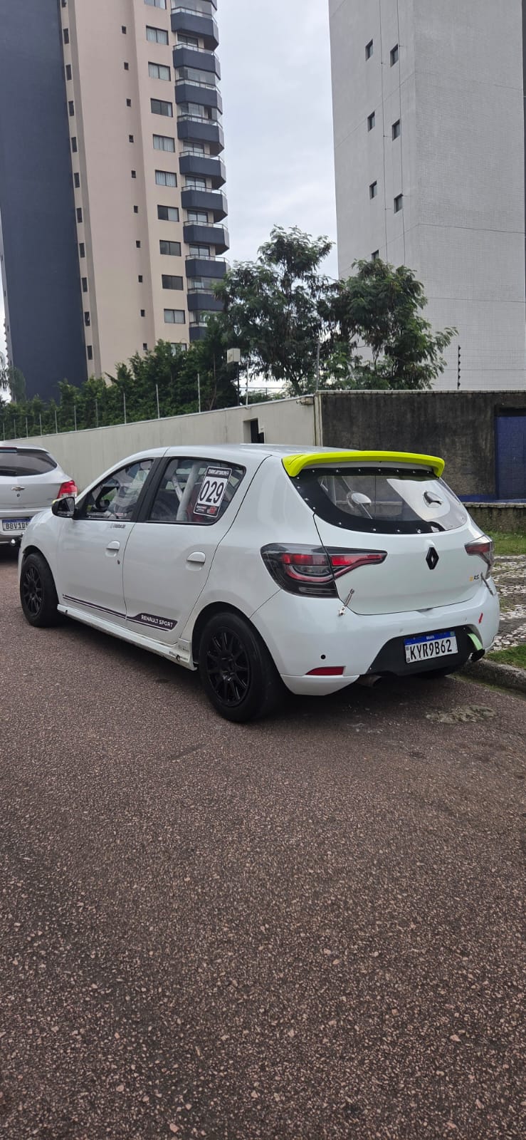 SANDERO RS TRACKCAR (Rally/Endurance)