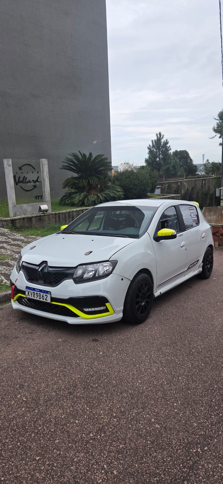SANDERO RS TRACKCAR (Rally/Endurance)