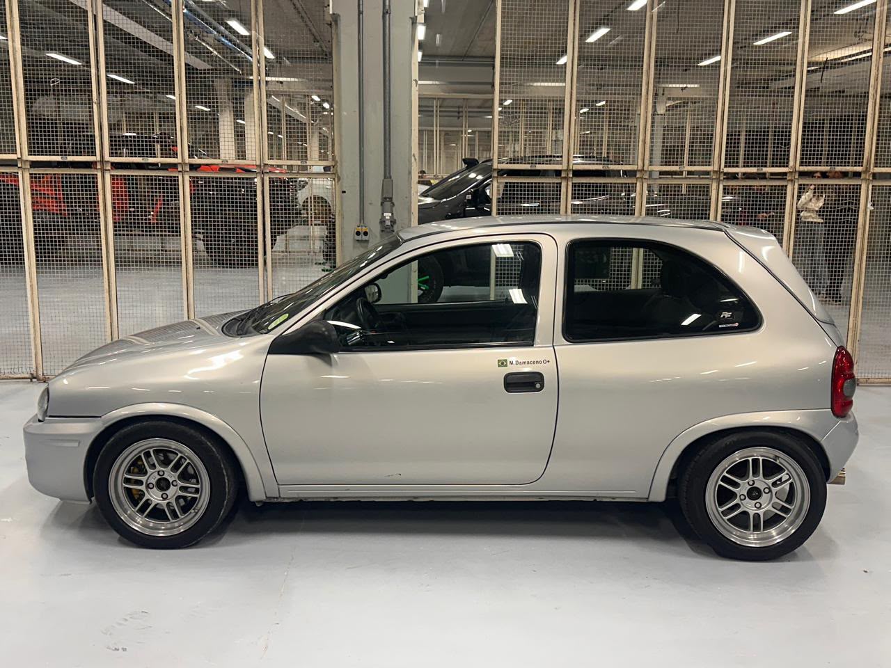 Corsa 2001 2.0 TRACKDAILY