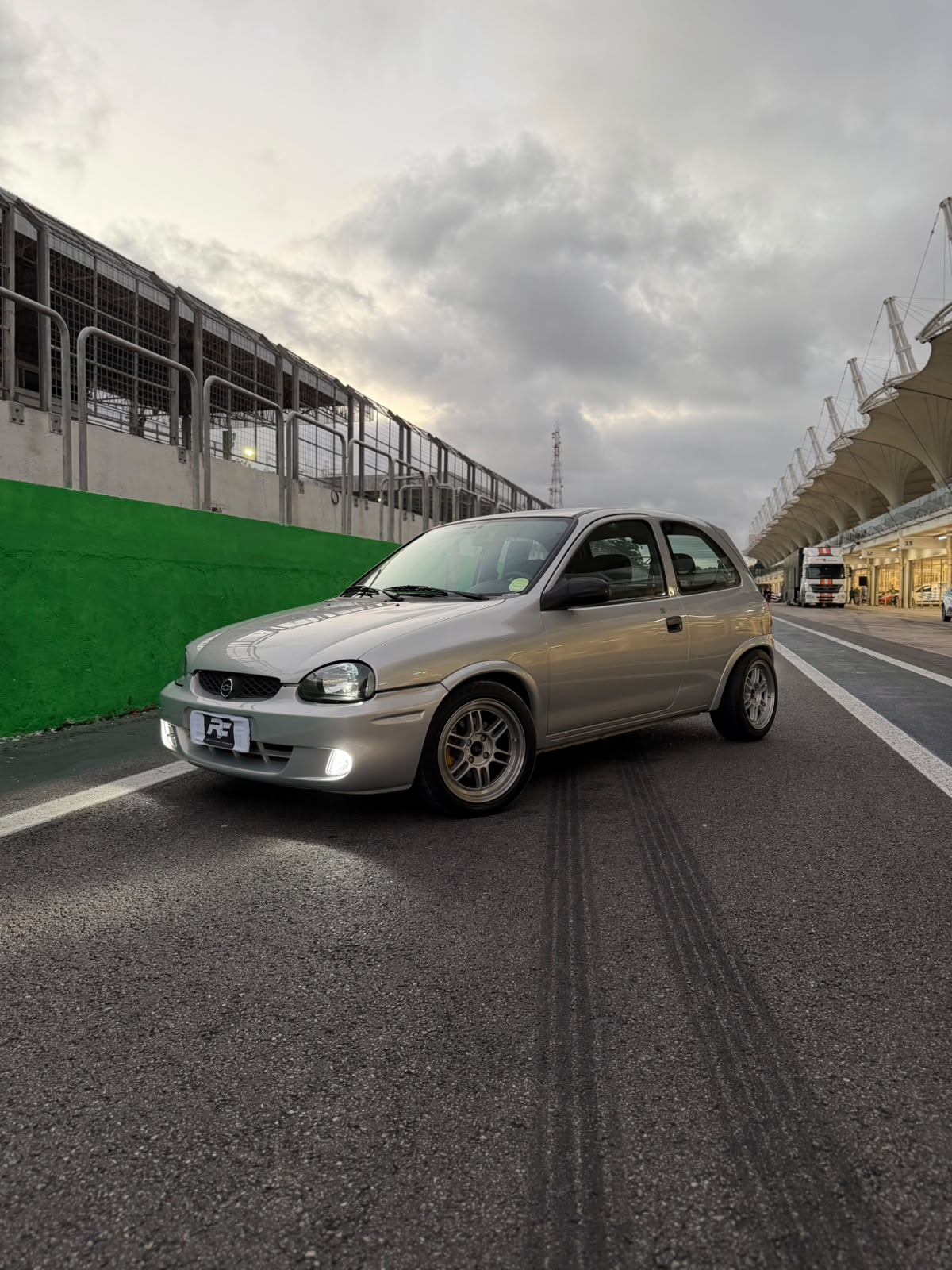 Corsa 2001 2.0 TRACKDAILY