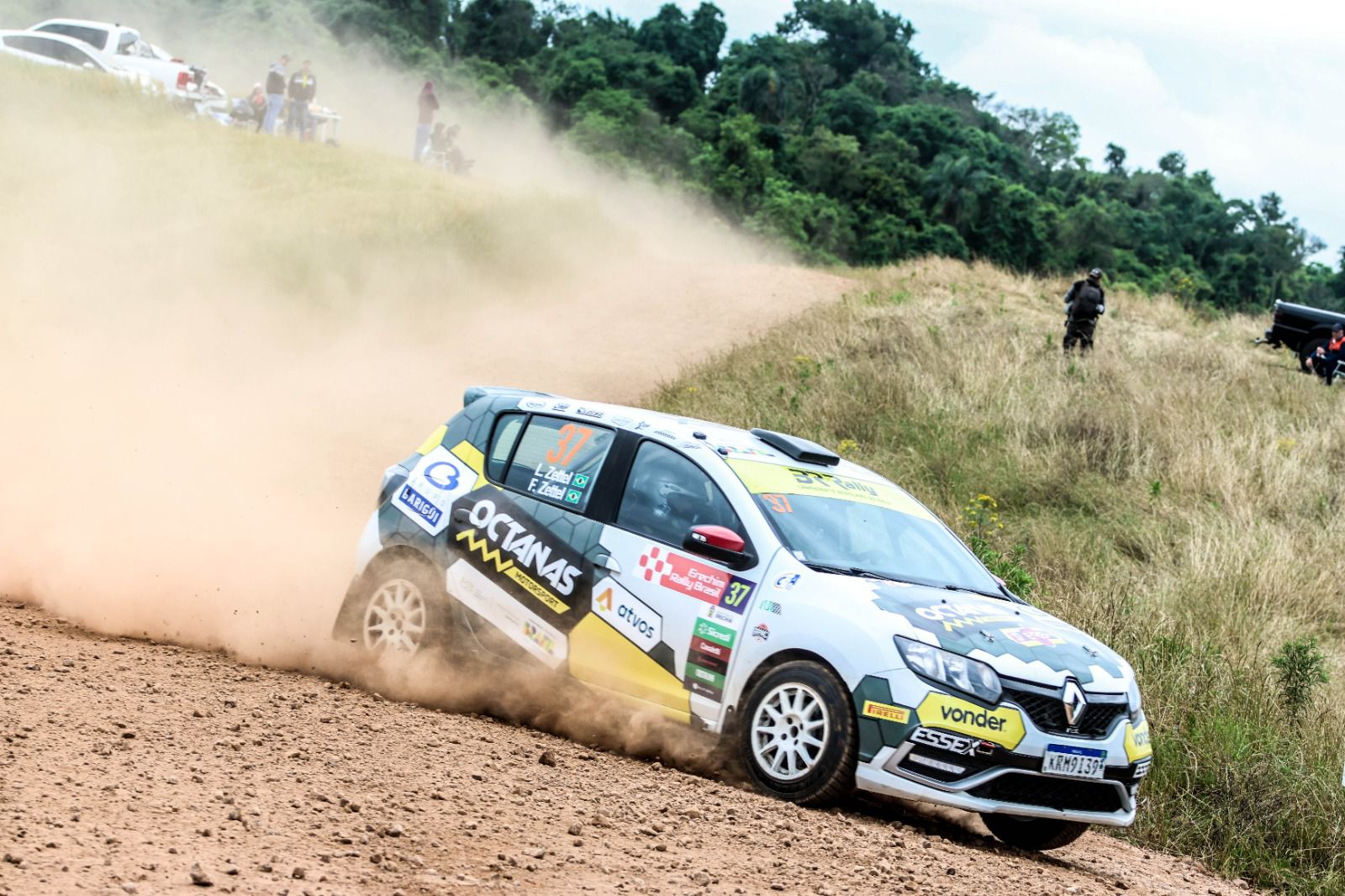 Sandero RS Rally 4