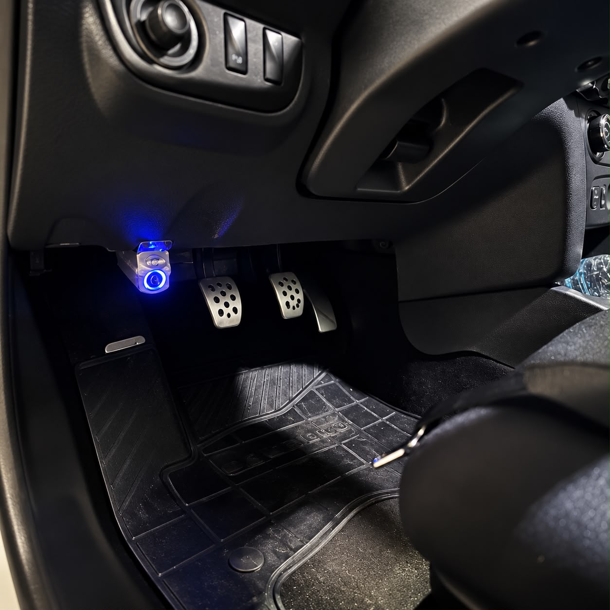 Renault SANDERO R.S. 15/16